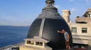 Restauration d'un dôme en ardoises et zinguerie d'art réalisée par PHC sur le front de mer à Nice